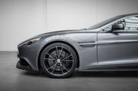 Vanquish Aston Martin V12 *Faible kilom&eacute;trage / Carbone* 2017 occasion 75014 Paris