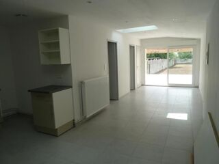  Villa à louer 140 m²
