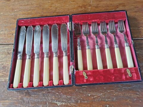 Service argent et Ivoire ancien 50 La Farl�de (83)