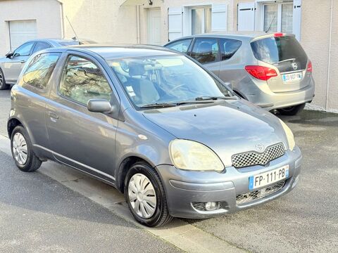 Toyota yaris 1.3 - 87 VVT-i