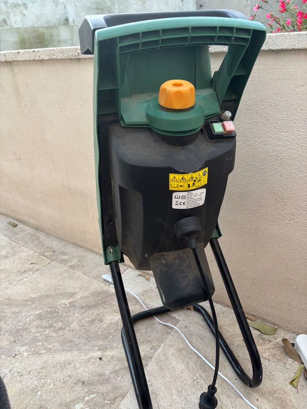 Broyeur 2400W Jardin