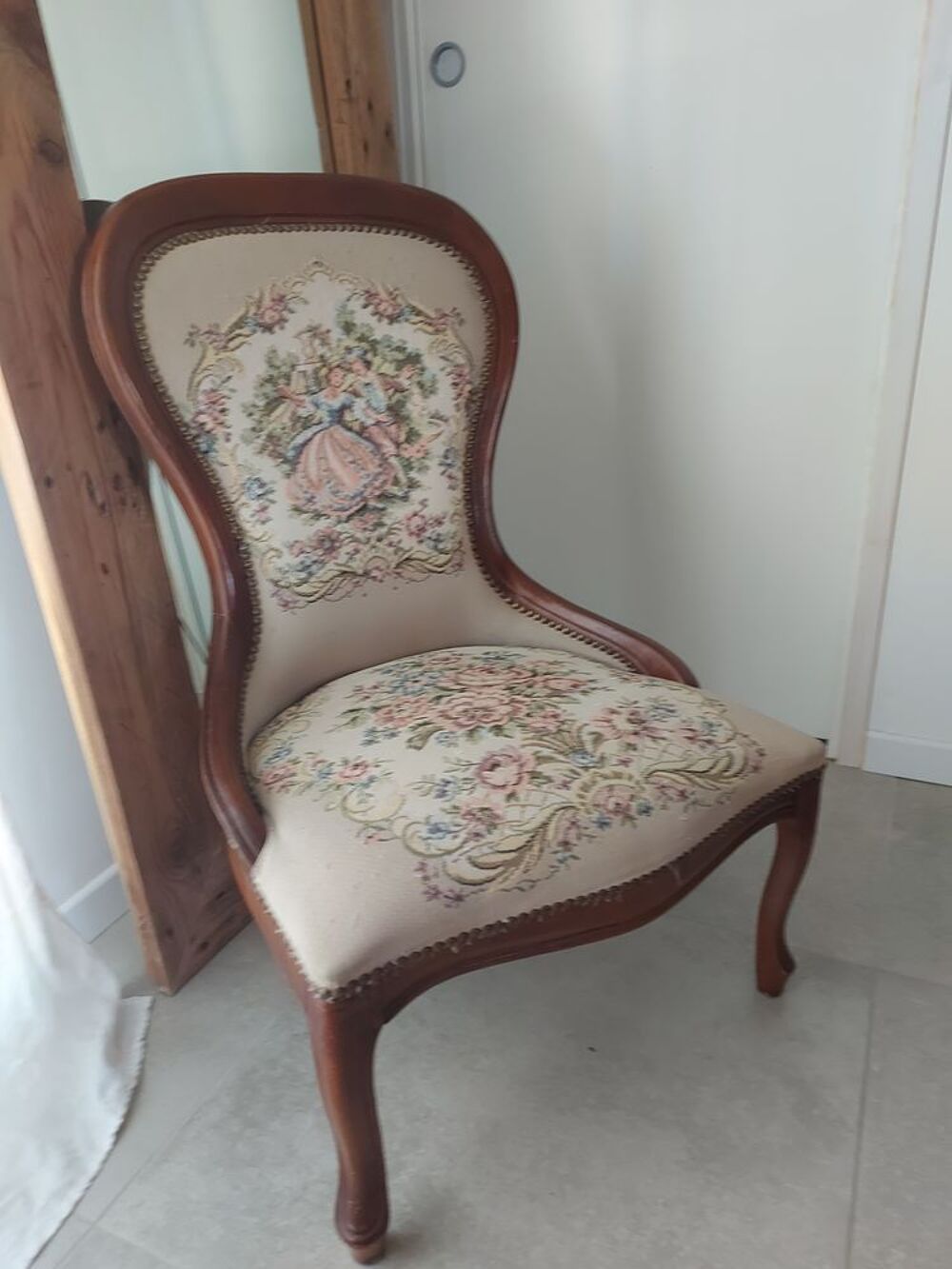 Fauteuil type ancien Meubles