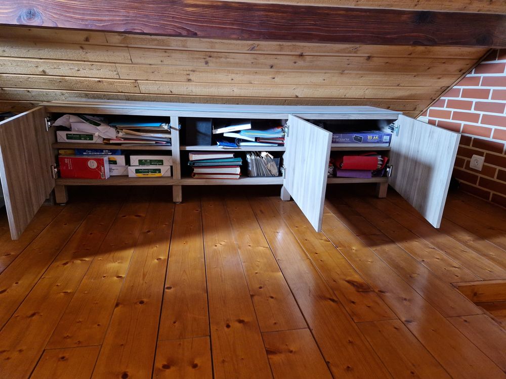 Meuble TV ou de bureau IKEA mod&egrave;le BEST&Auml; Meubles