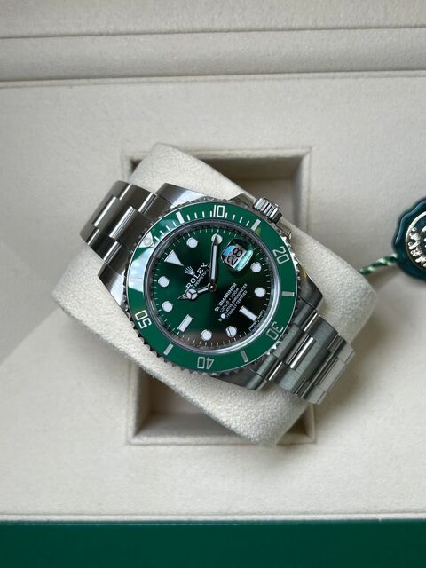 ROLEX SUBMARINER ?HULK? ? RF. 116610LV
3200 Paris 8 (75)