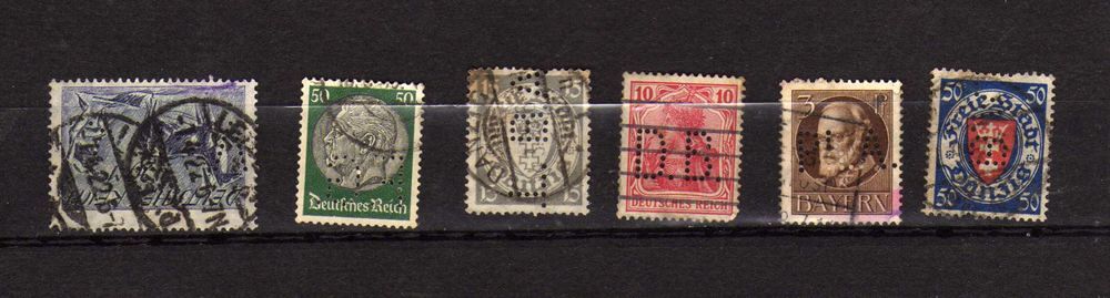 Allemagne Deutsches Reich Danzig et Bayern 
Timbres Perfor&eacute; 