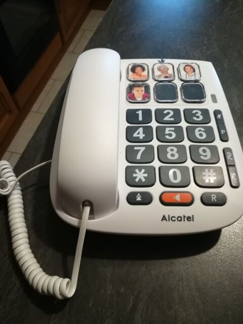 Telephone senior Alcatel TMAX 20 avec amplificateur de sonnerie