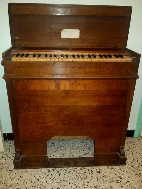 Harmonium ancien 50 Berre-l'tang (13)