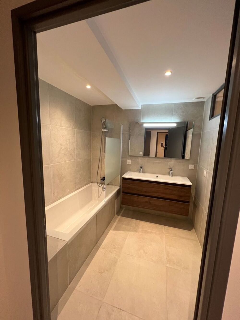 Location Maison Jolie maison avec 4 chambres Villenave-d'ornon