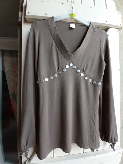 Tee-shirt femme Cama�eu taille 2 3 Grisolles (82)