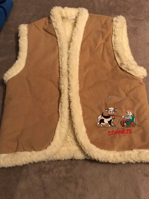 BLOUSON BEIGE/MARRON   6 ANS Fourrure synthetique 13 Saint-Genis-Laval (69)