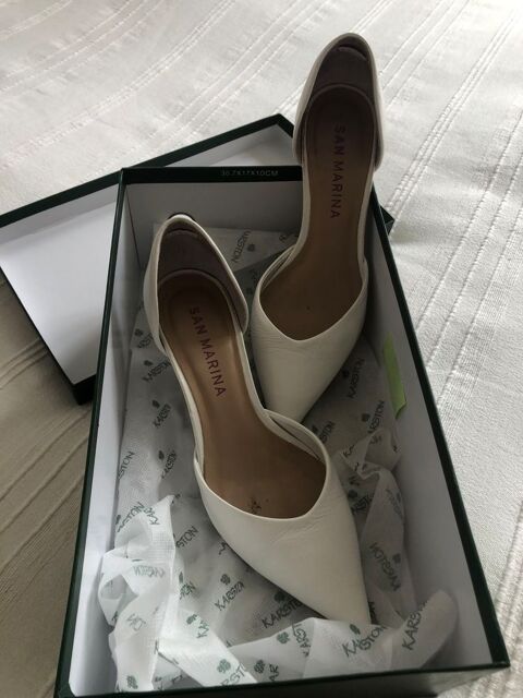 Escarpins blancs 25 Vertou (44)