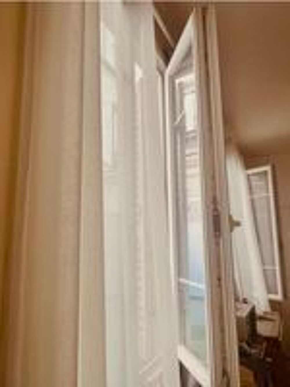 Location Appartement Paris 18ème – Mairie Jules Joffrin Studio meublé calme Paris 18