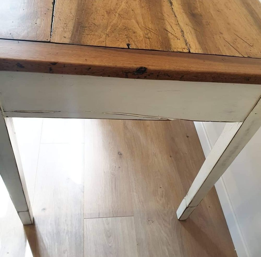Table en noyer massif Meubles