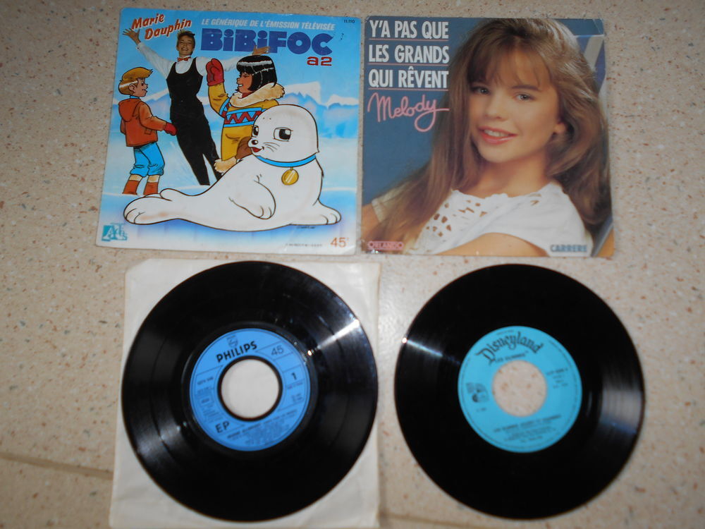 Disques vinyls 45 tours chansons pour enfants CD et vinyles