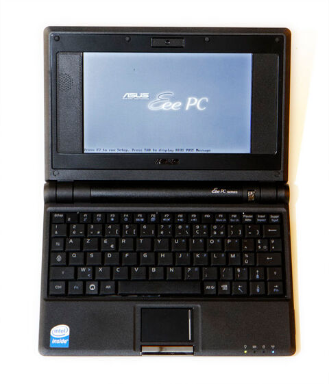 ASUS EEE PC SERIES 701 Noir (UMPC) 0 Lyon 9 (69)