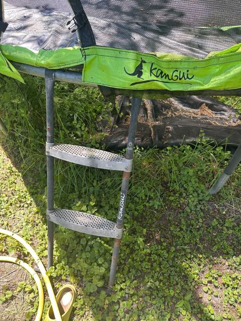 Trampoline Kangui 0 Sainte-Suzanne (53)