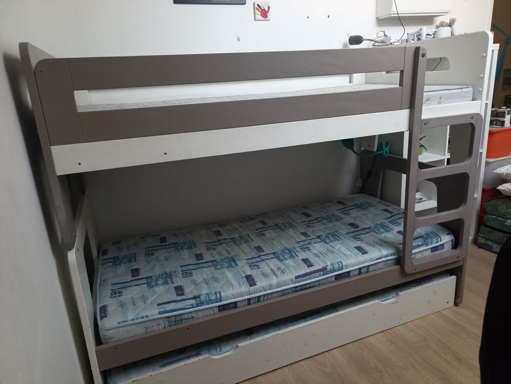 Lits superpos&eacute;s Verbaudet, avec lit tiroir Mobilier enfants