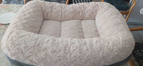 Lit &agrave; m&eacute;moire de forme 90x65 pour chien tr&egrave;s bonne qualit&eacute; 50 33560 Carbon-blanc
