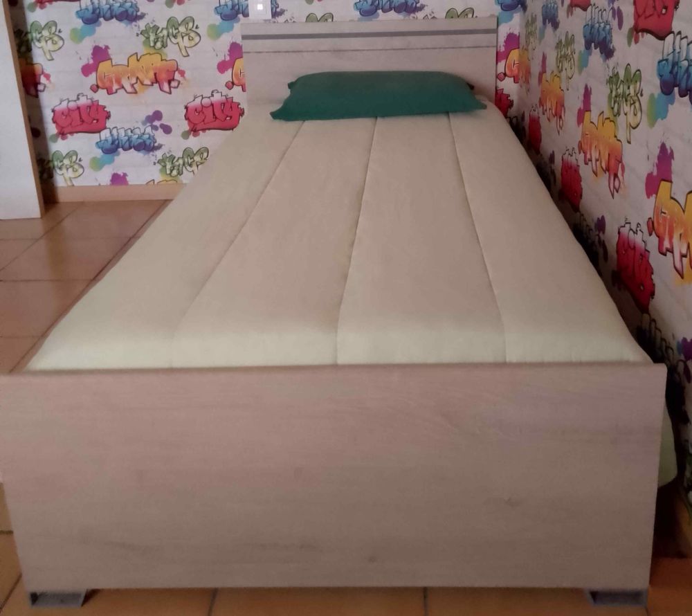 Lit + Sommier Mobilier enfants
