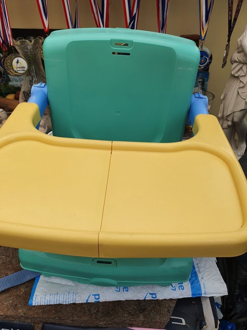 chaise de b&eacute;b&eacute; Pu�riculture