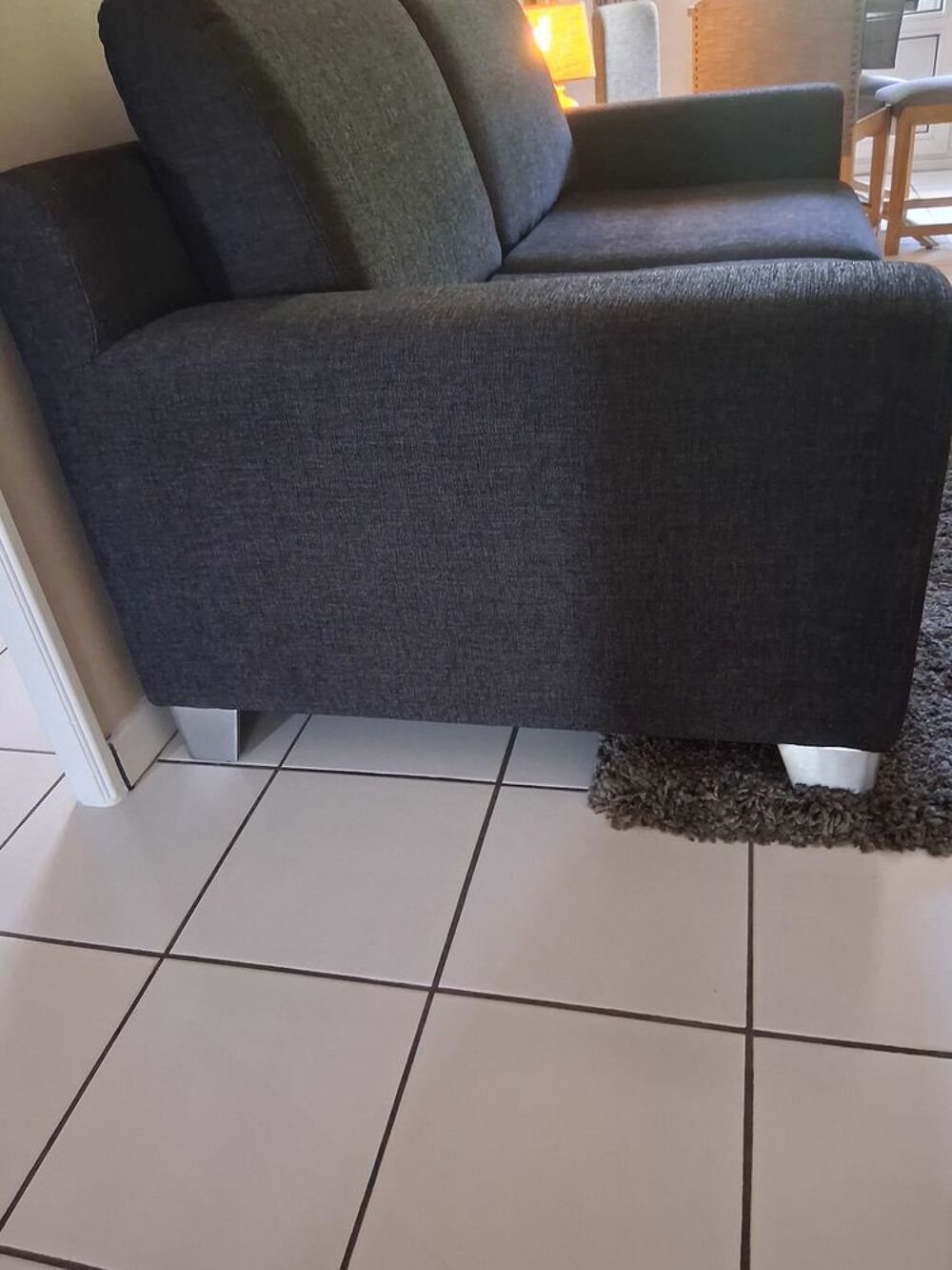 canap&eacute; 2 places fait artisanalement +pouf Meubles