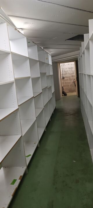  Remise / Grange � louer 1 pi�ce 25 m� Saint-maurice