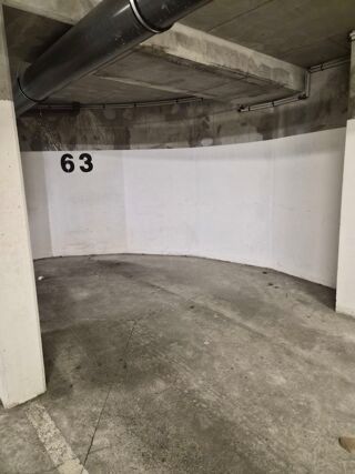  Parking / Garage à louer 12 m² Clichy