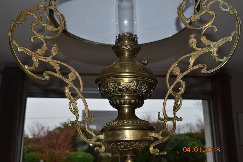 LUSTRE ANCIEN Décoration