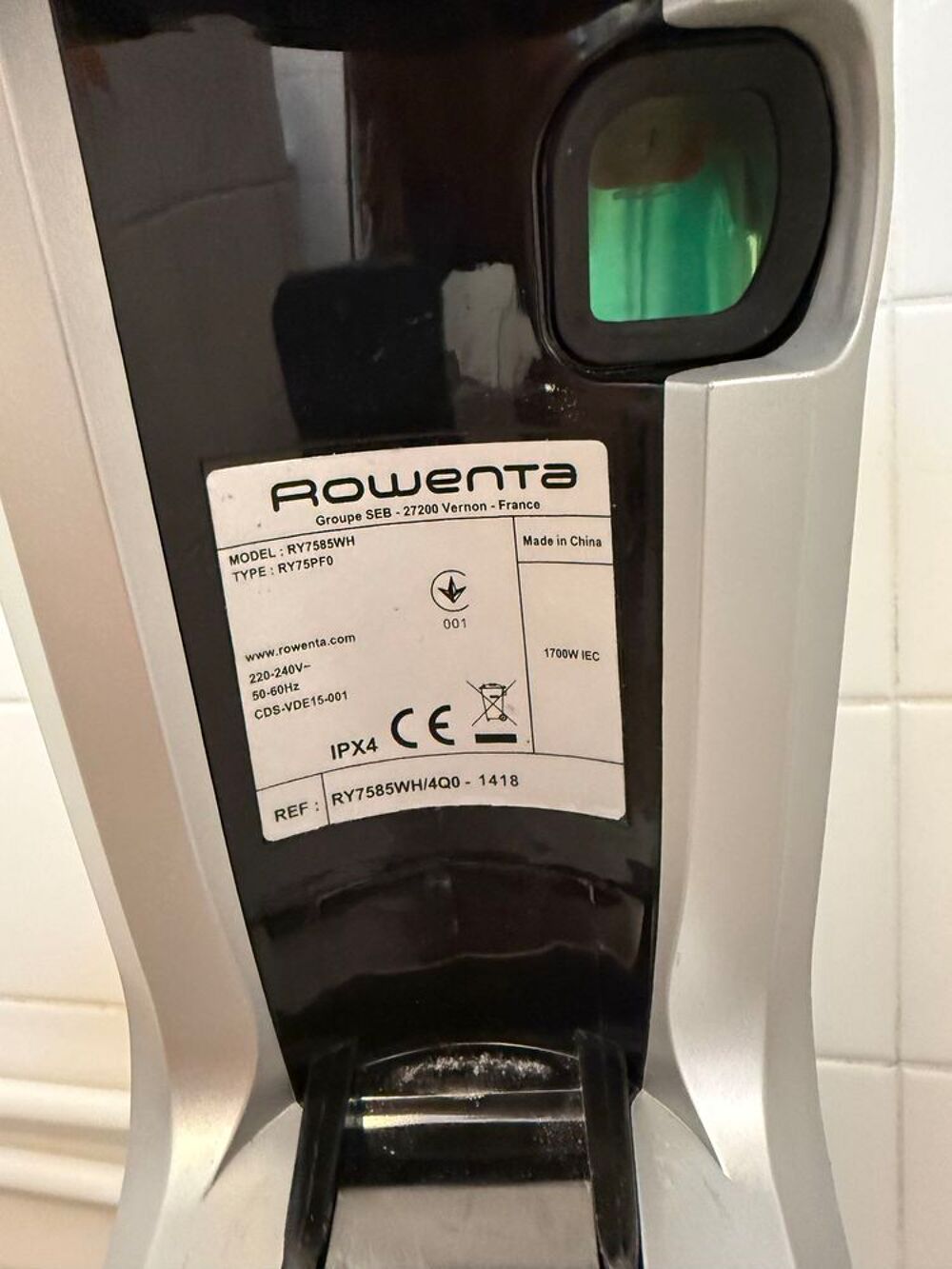 Rowenta Clean &amp; Steam nettoyeur vapeur aspirateur en parfait &eacute;tat de marche tr&egrave;s propre TBE Electroménager