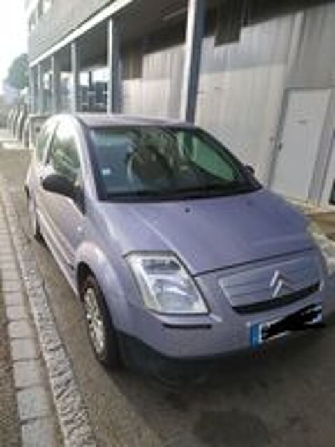 C2 1.1i 2004 occasion 35170 Bruz
