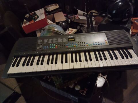 Clavier synthétiseur 58 Montigny-lès-Metz (57)