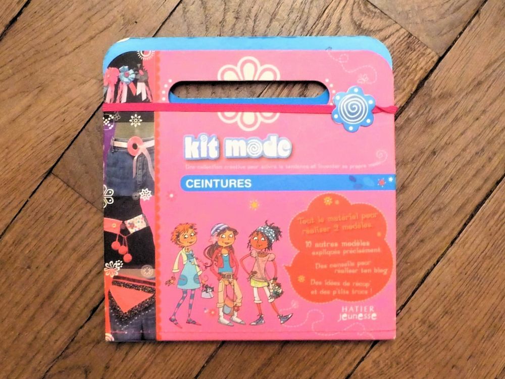 Ceintures- Kit Mode- Hatier Jeunesse Livres et BD