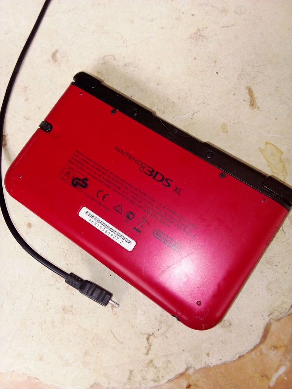 Nintendo 3DS avec les accessoires d'origine, &eacute;tat neuf, Consoles et jeux vidéos
