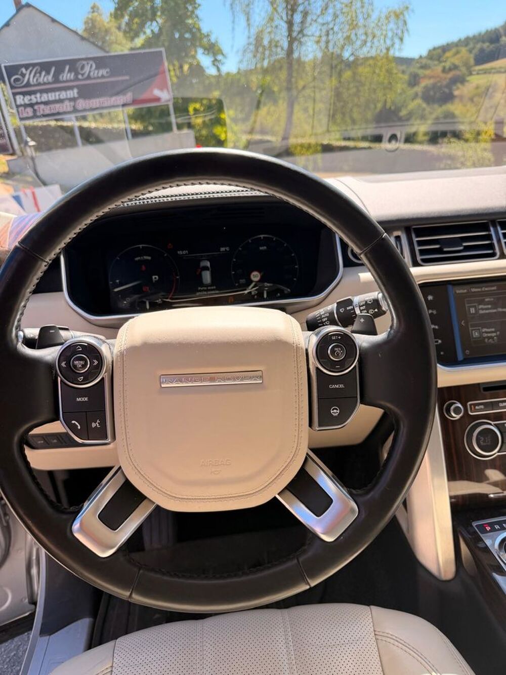 Range Rover RANGE ROVER VOGUE 4.4 SDV8 339 CH SWB 2015 occasion 58120 Ch&acirc;teau-Chinon Ville