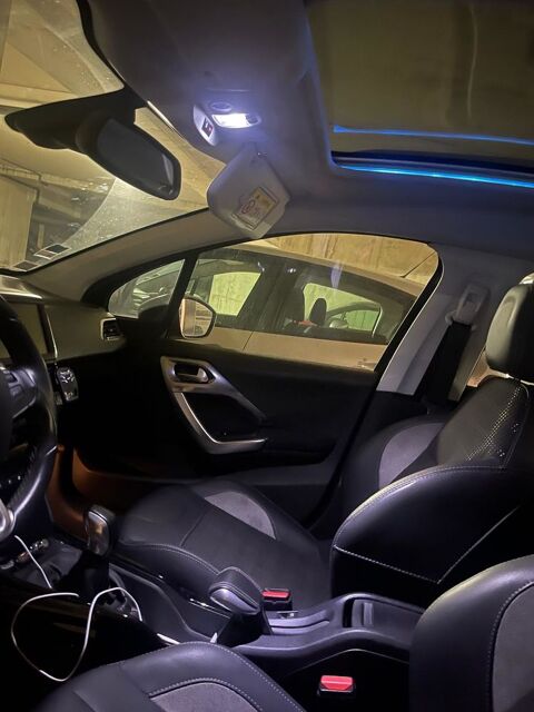 Peugeot 2008 PureTech 82ch BVM5 Style