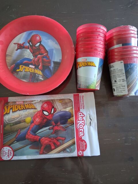 Spiderman
8 Toulon (83)