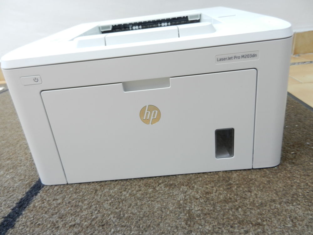 Imprimante professionnelle HP laserjet noir et blanc Matériel informatique