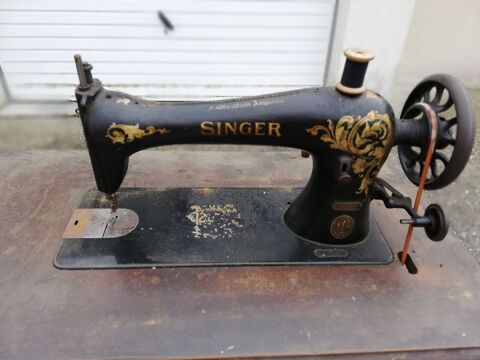 Machine  coudre Singer  pdale sur table de 1916  400 Artigues-prs-Bordeaux (33)