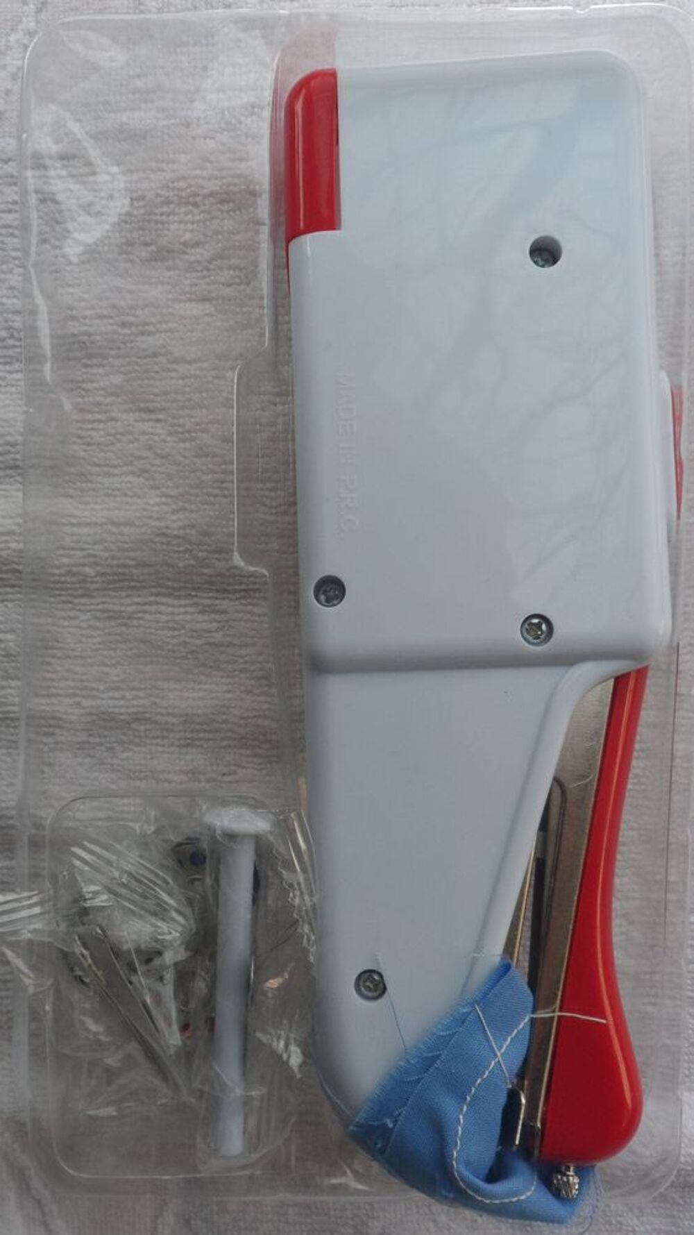 Machine &agrave; r&eacute;parer PFAFF neuve jamais servi
Bricolage