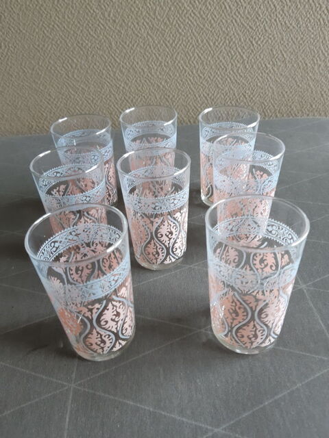 8 Verres  th 6 Villars (42)