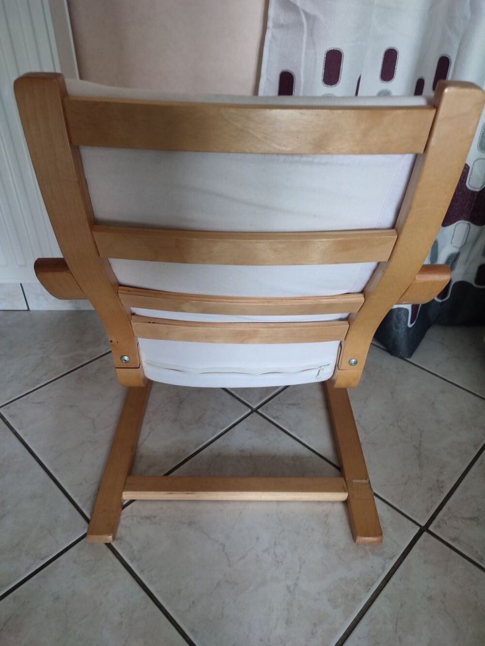 FAUTEUIL ENFANT/ BEBE BEIGE Meubles