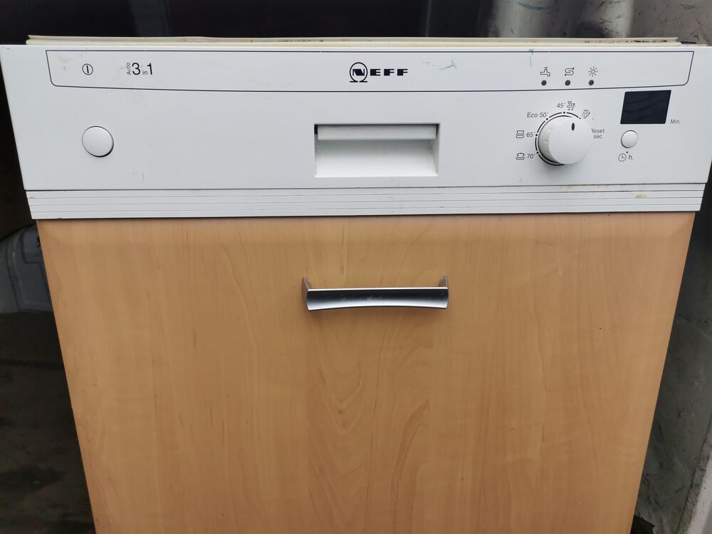 lave vaisselle ''NEFF'' Electroménager