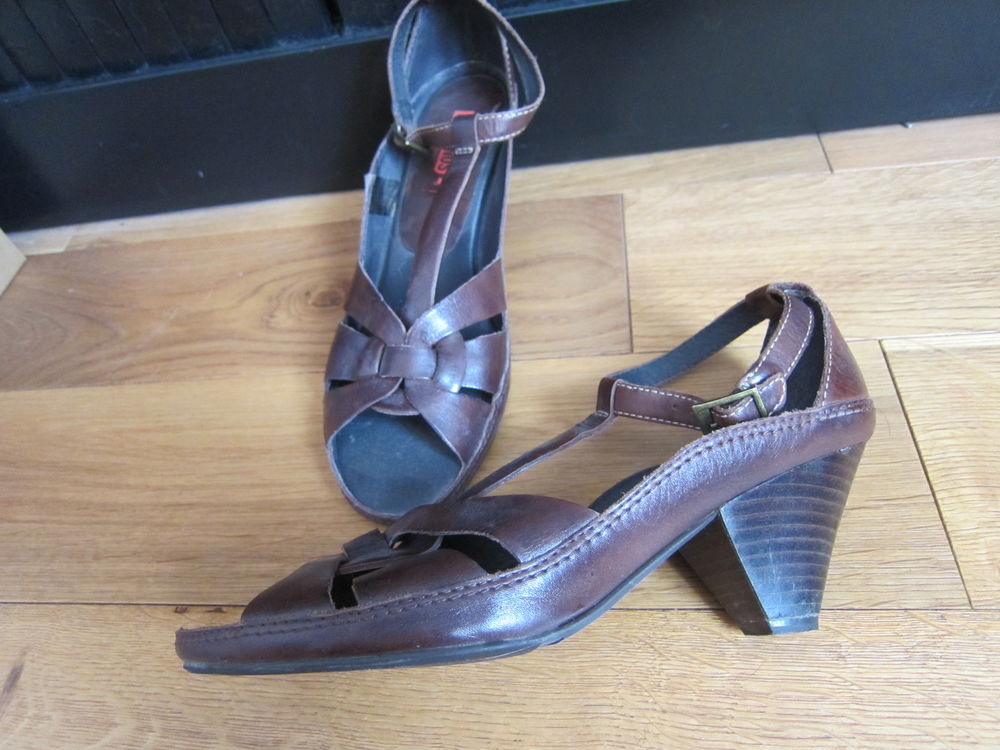 ESCARPINS D ETE 39 PIKOLINOS EN EXCELLENT ETAT Chaussures
