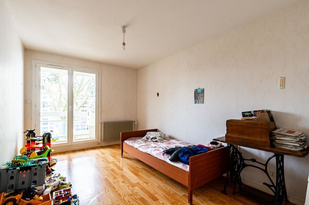vente Appartement - 4 pice(s) - 81 m Dijon (21000)