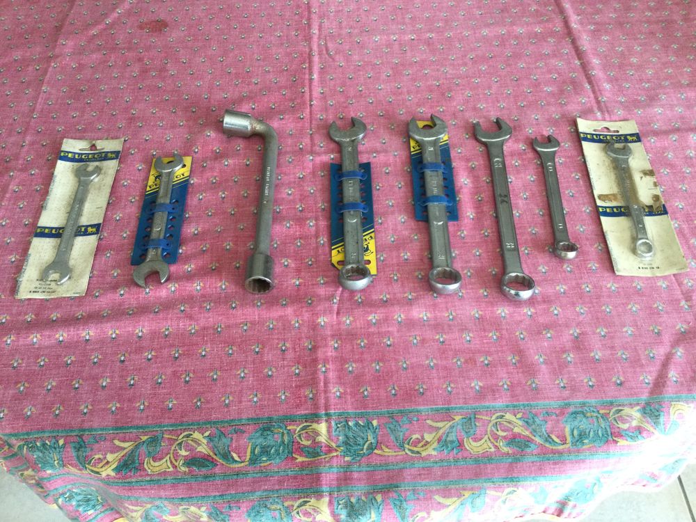 Cl&eacute;s Peugeot - Lot de 8 cl&eacute;s Bricolage