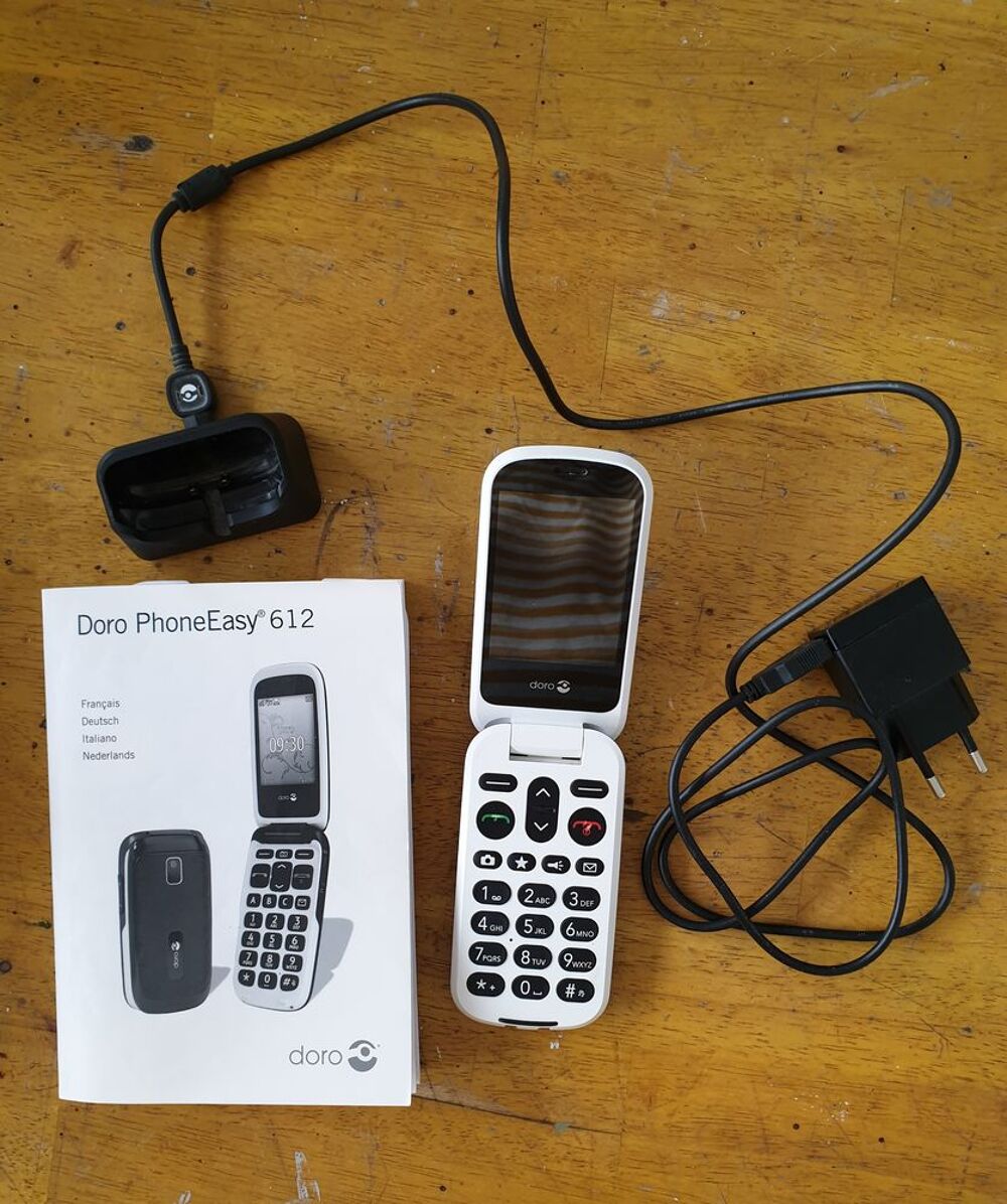 T&eacute;l&eacute;phone portable DORO, appareil photo, son puissant Tlphones et tablettes