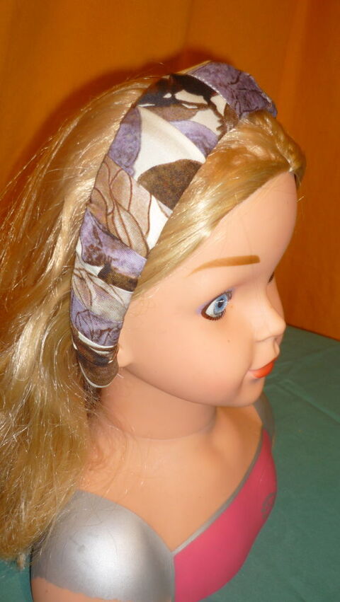 15 Accessoires pour coiffure
10 Brem-sur-Mer (85)