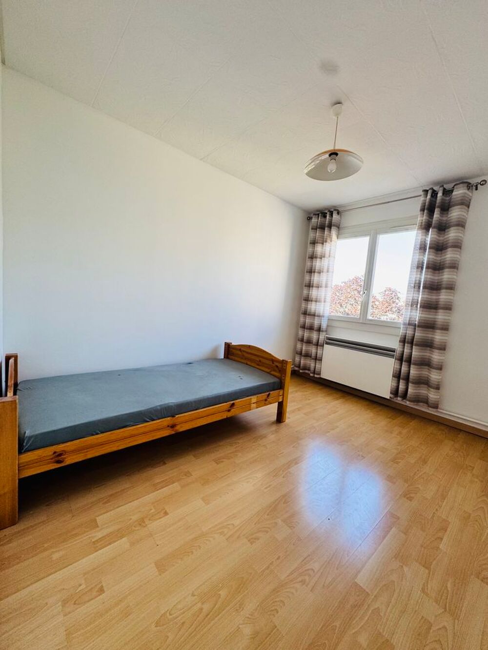 Location Appartement Colocation étudiante .Appartement F4 de 73 m² à Saint-Pries Saint-priest
