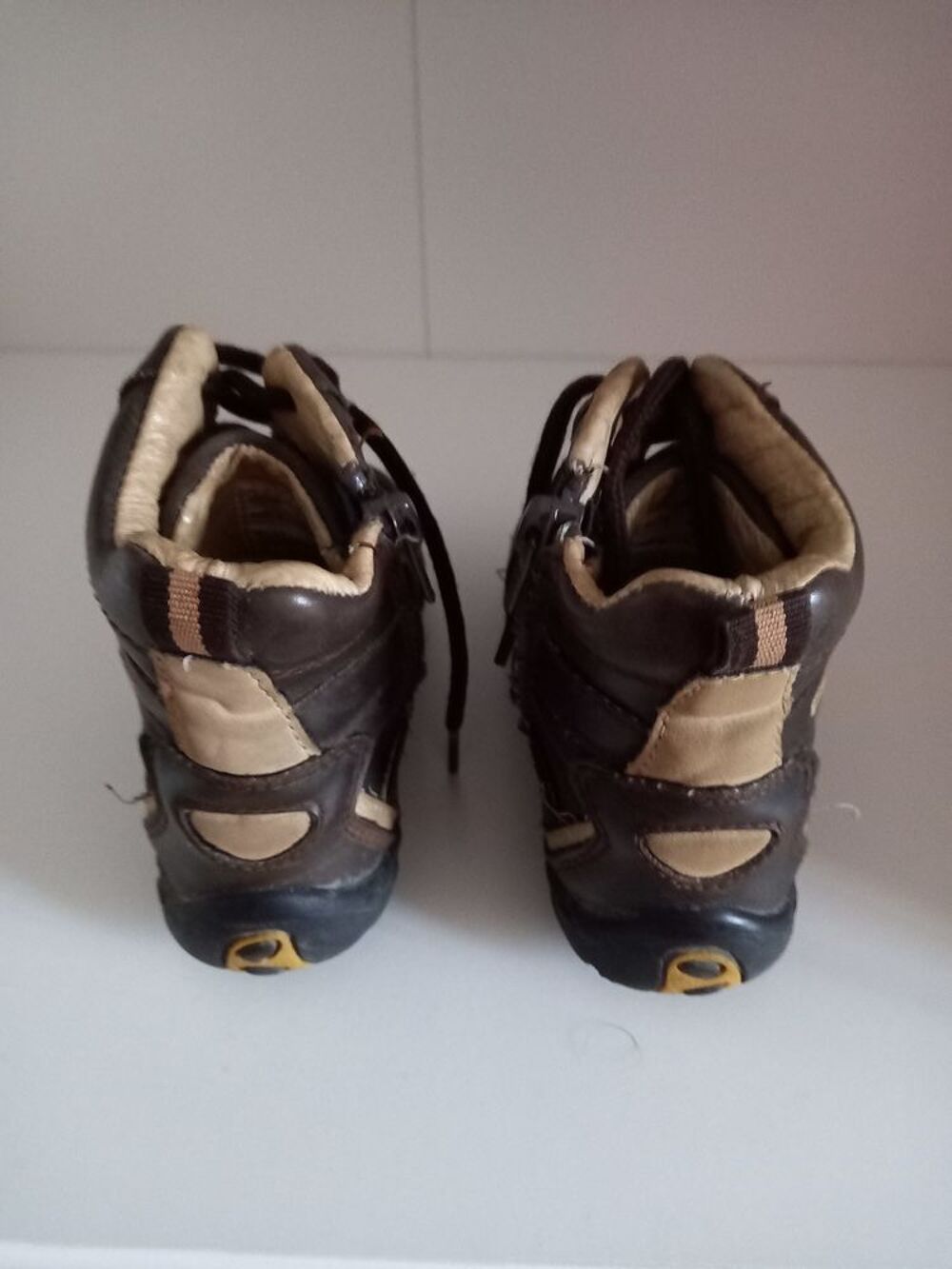 Bottes marron marque Creeks pointure 23 Chaussures enfants