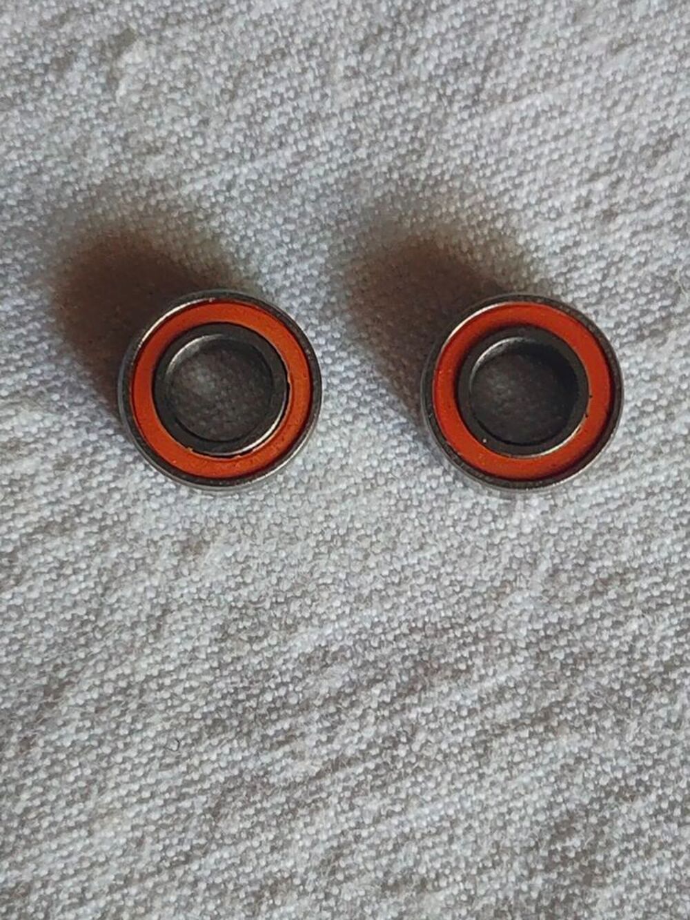 2 roulements &agrave; billes pour voiture RC 5x10x4 Jeux / jouets